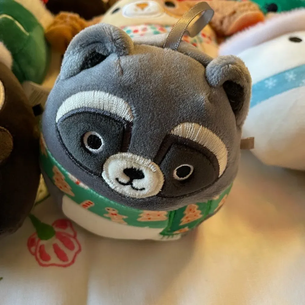 Squishmallow Mini 4 Inch Christmas Plush lot of 16 Minis!!
